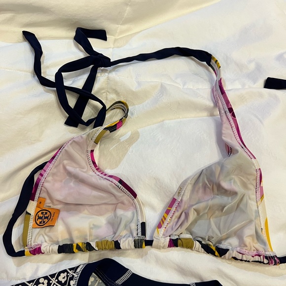5 piece Tory Burch Swim ensemble:rash guard, flip flops, 2 bikini tops, 1 bottom - Picture 11 of 15